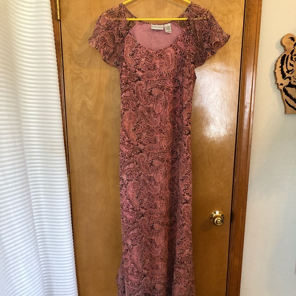Jacklyn Smith Midi-Dress